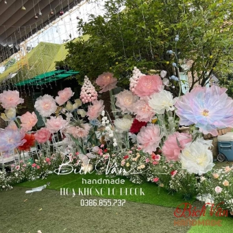 Hoa Khổng Lồ Trang Trí Tiệc Cưới